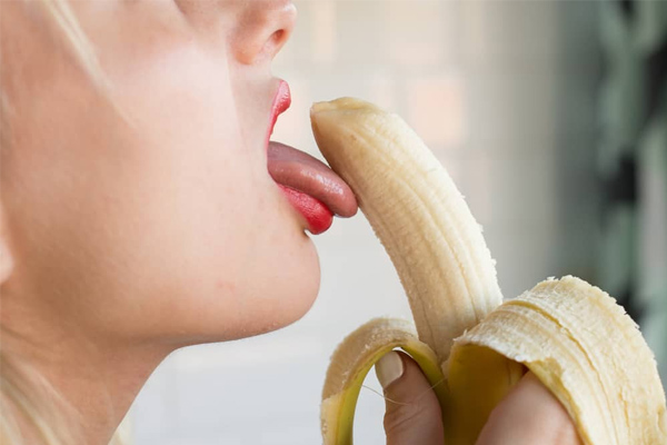 Blowjob là gì? Cách BJ làm chàng phê khoái theo 4 bước
