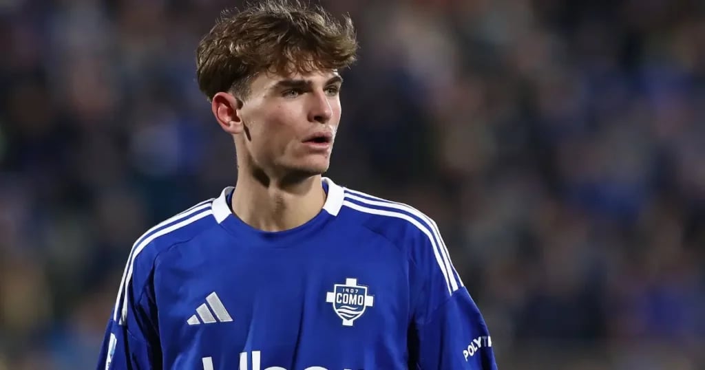 Who Is Nico Paz? Como Career Stats, Analysis & Playing Style