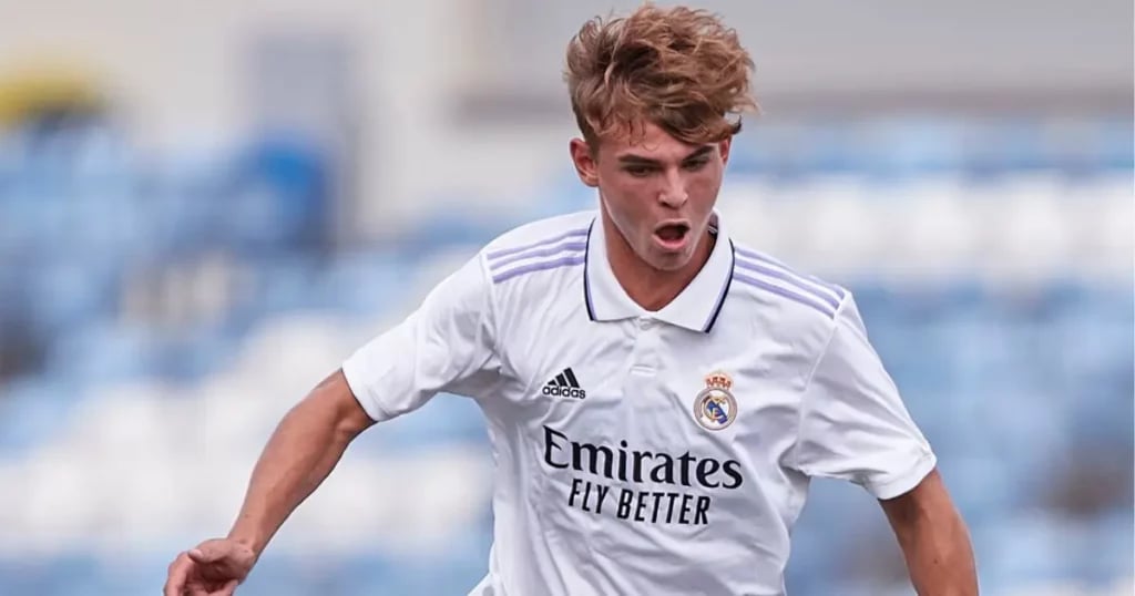 Who Is Nico Paz? Como Career Stats, Analysis & Playing Style