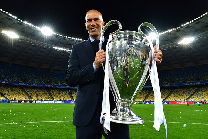Zinedine Zidane là ai? Chi tiết tiểu sử về ông