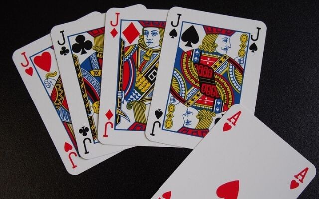 Hướng Dẫn Cách Chơi Bài Joker Chi Tiết Cho Người Mới Bắt Đầu