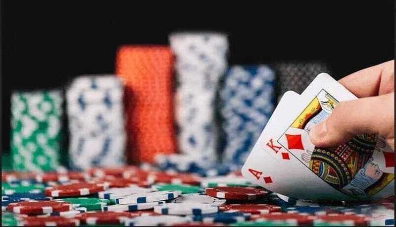 Chiến lược chơi Poker để cải thiện cơ hội chiến thắng của bạn