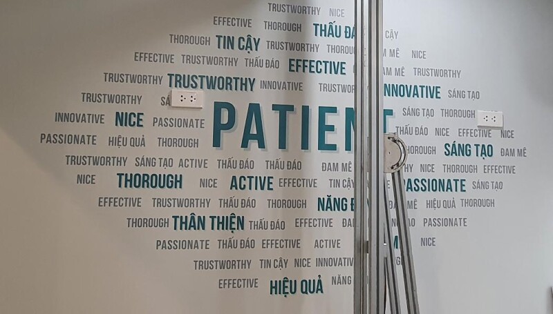 Vẽ tranh tường văn phòng khám mắt