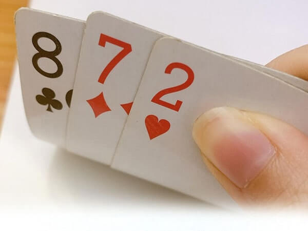 "Dirty Hands" là gì? Những điều bạn cần biết về trò chơi Blackjack
