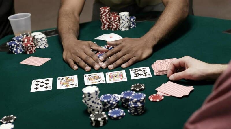 Poker Hand Là Gì? Tìm Hiểu Thứ Hạng Bài Tẩy Starting Hand Poker