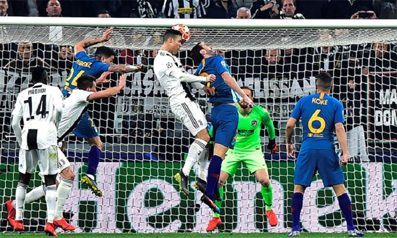 Kỹ Thuật Đánh Đầu Trong Bóng Đá: Vũ Khí Ghi Bàn Hiệu Quả Của Các Cầu Thủ