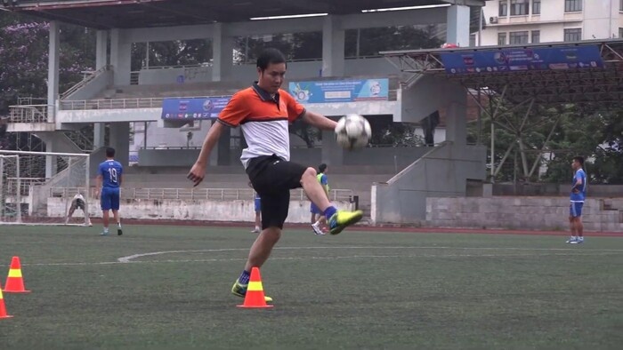 Các Bài Tập Tăng Khả Năng Kiểm Soát Bóng Bạn Nên Biết