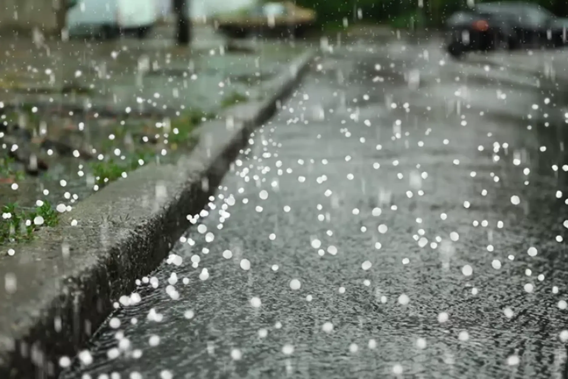 Giải thích hiện tượng mưa đá từ đâu mà có? Làm sao để có thể phòng