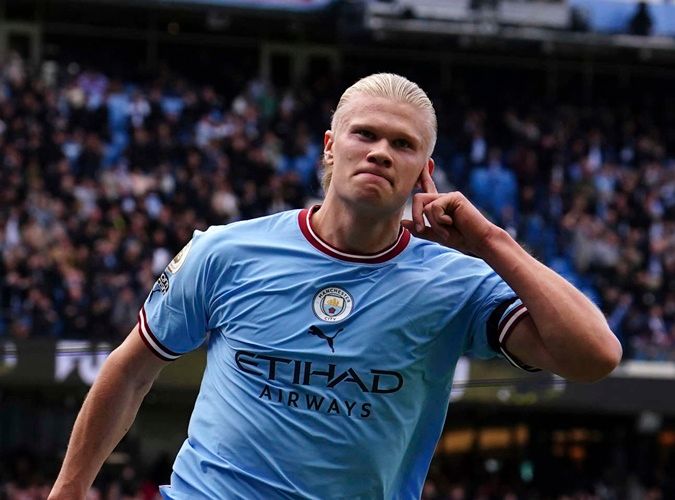 Erling Haaland - Tuổi, mức lương, bạn gái, gia đình và tiểu sử (cập nhật 2023)