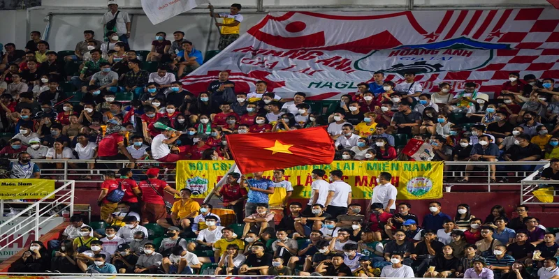 Cổ động viên Hoàng Anh Gia Lai