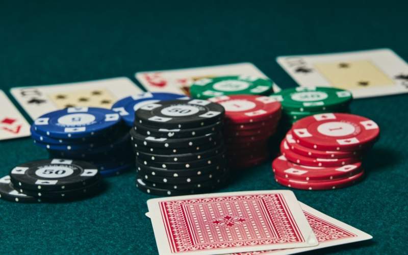 Steal Poker Là Gì? Những Mẹo Steal Poker Hiệu Quả Từ Các Cao Thủ