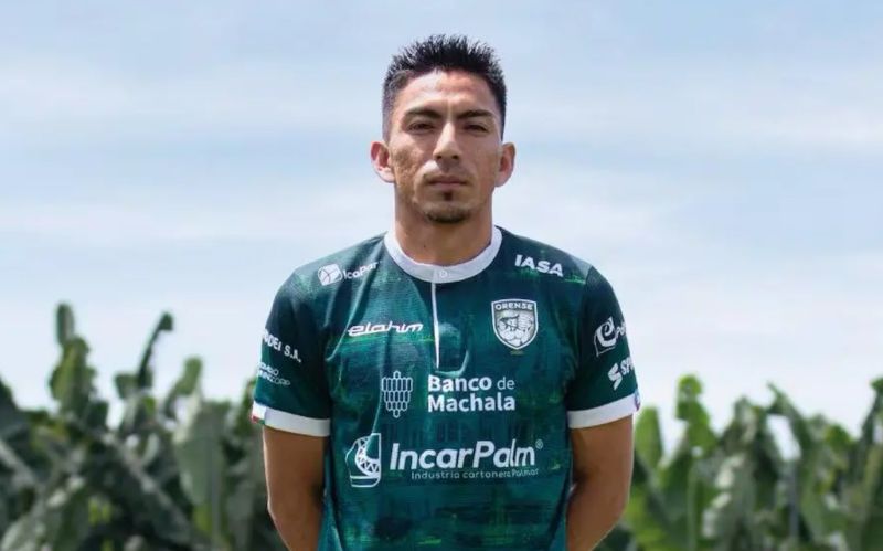 Sự ăn ý của Ángel Mena với các đồng đội trên hàng công La Tri