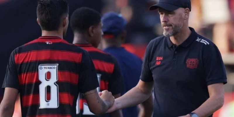 Cổ động viên cuồng nhiệt của Flamengo tại Maracana