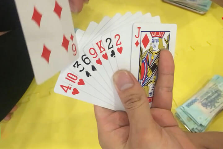 Sâm Có Thối 2 Không? Luật Chơi Chi Tiết Của Trò Chơi Sâm Lốc