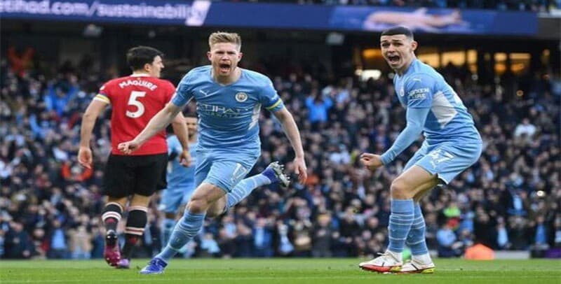 Giải thích vị trí CAM là gì trong bóng đá