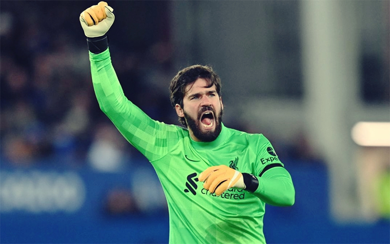 Alisson Becker thủ môn xuất sắc nhất thế giới của Liverpool và Brazil
