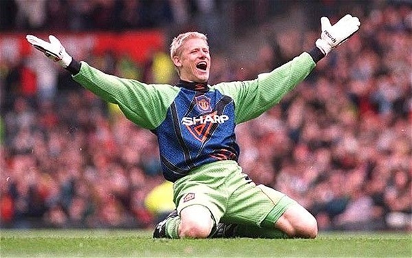 Peter Schmeichel chỉ ra "Cầu thủ xuất sắc nhất mùa 2019/20" của M.U