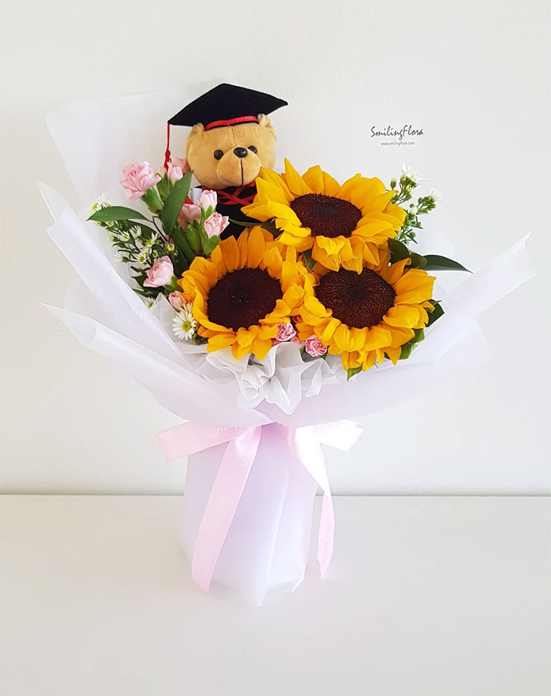 Tặng hoa hướng dương ngày tốt nghiệp